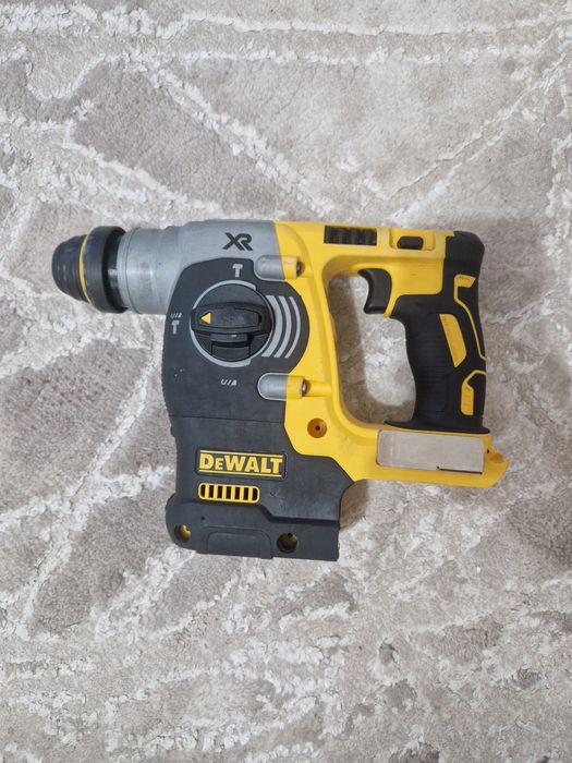 rotopercutor cu acumulator DeWALT 18V/20V MAX XR Brushless