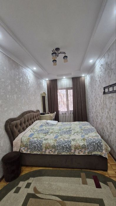 Продаю 4х комнатную квартиру на Карасу 1