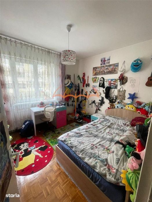 Apartament 4 camere la cheie + GARAJ, zona Spital TBC
