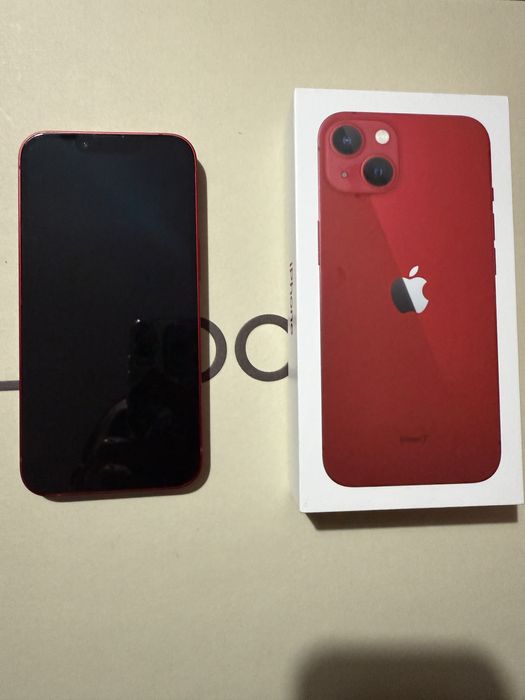 Продавам Iphone 13