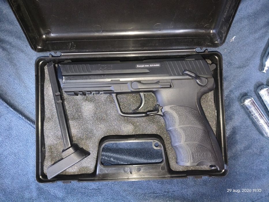 Replica airsoft pistol HK 45