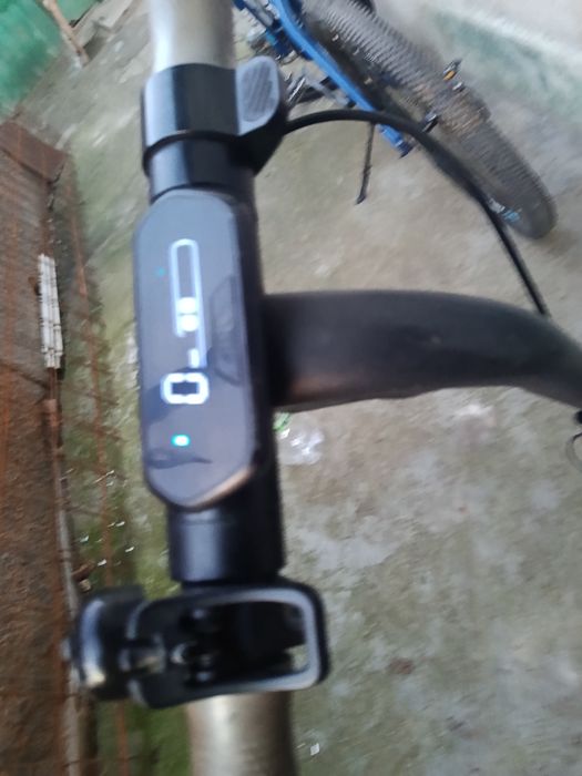 Vând trotineta electrica ninebot e2