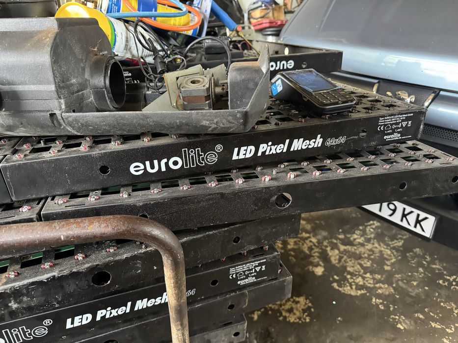 Оборудване 1500 лв Сцена Дискотека светлини eurolite LED 64x64