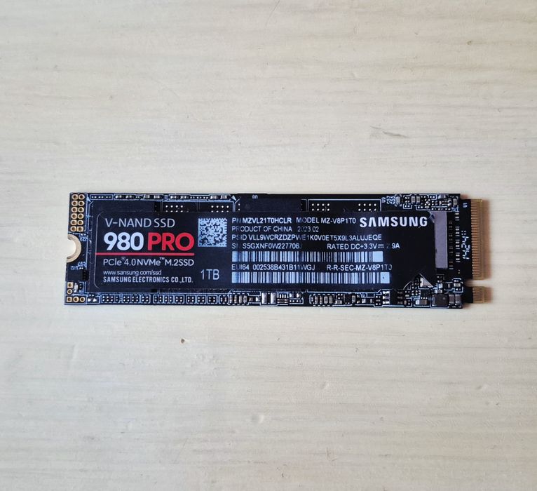 1TB Samsung PRO 980 NVMe M.2 SSD