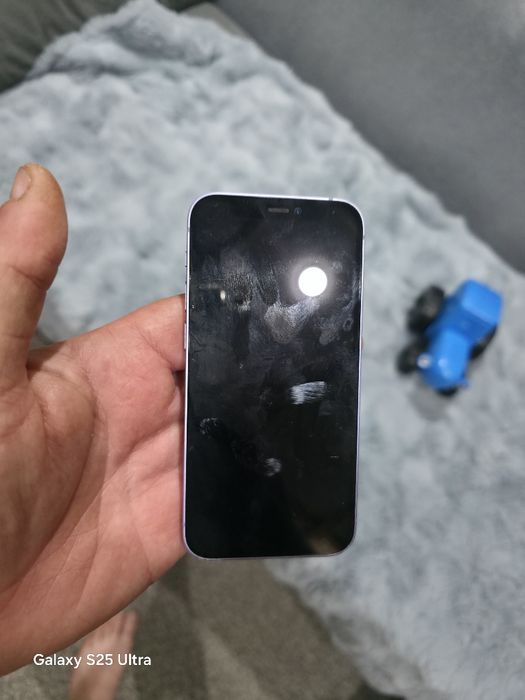 продам iphone 12 mini
