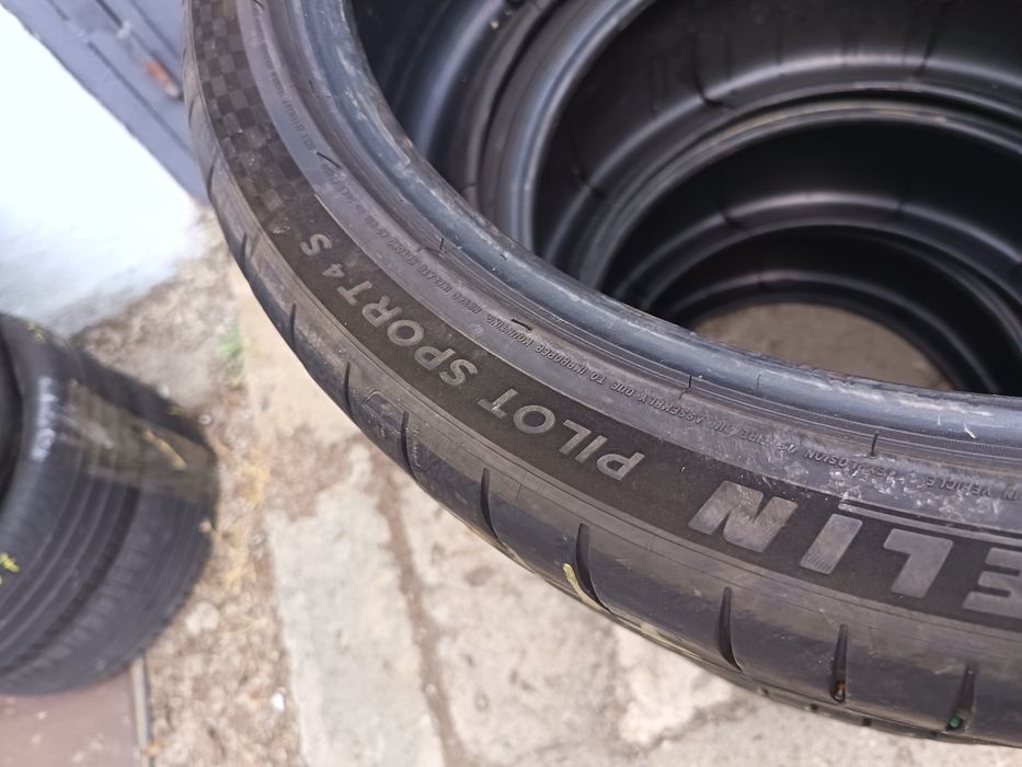Anvelope vara 255 35 21 Michelin 2021 5-6mm
