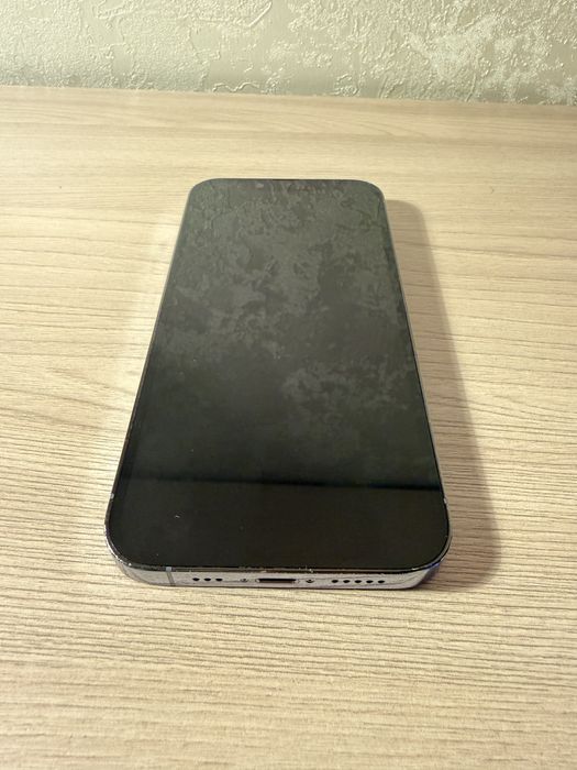 Продам Iphone 13 pro