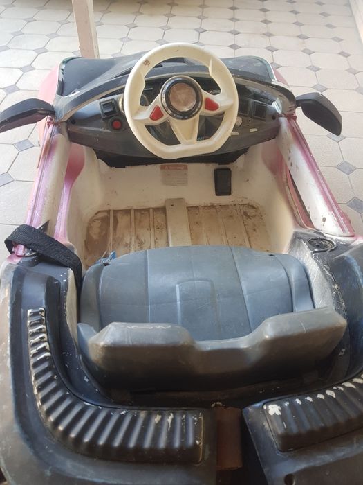 Detskiy elktro mashinka