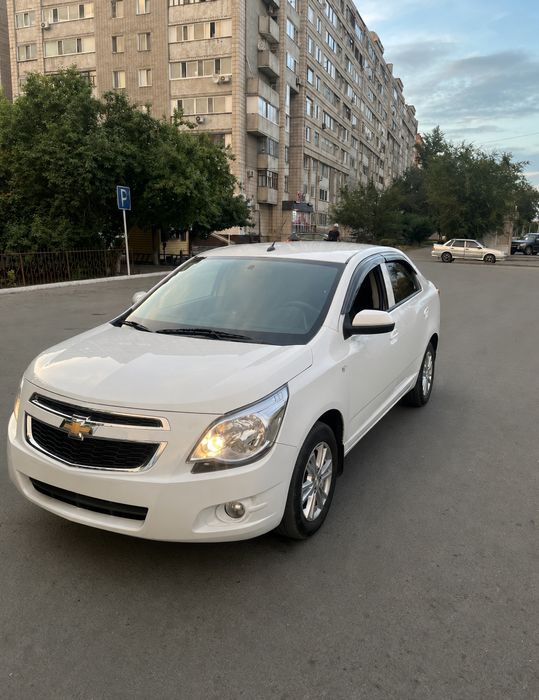 Машина в аренду chevrolet cobalt