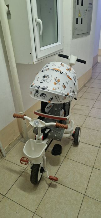 Продам детский трехколесный велосипед