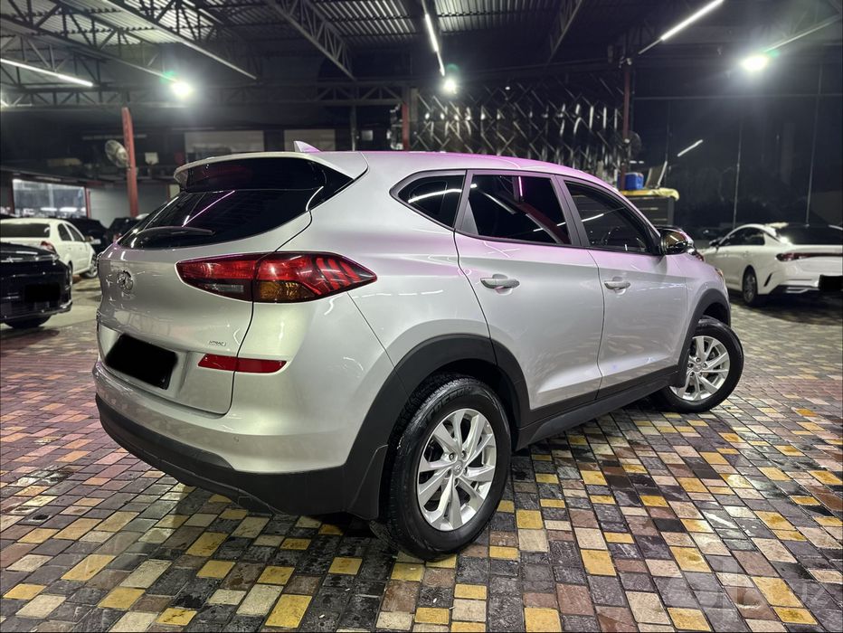 hyundai tucson avtomat