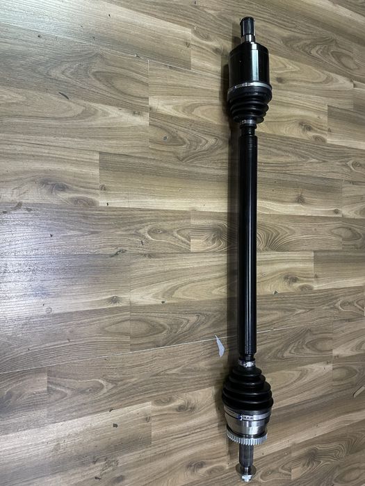 Привод в сборе граната на Toyota Matrix