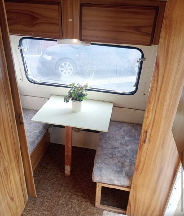 Vând rulotă cu acte