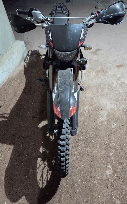 Продам мотоцикл эндуро SYCMCC, без ЭПТС!! 250сс