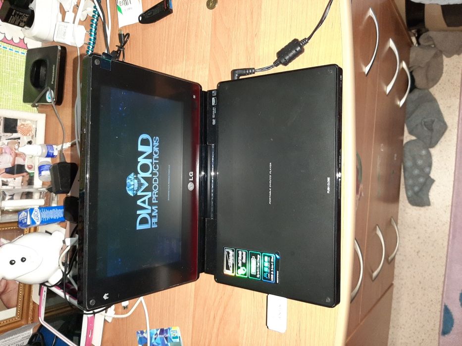 DVD плеер мобильный