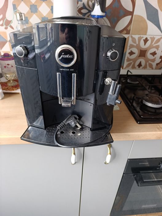 Esspressor Automat Profesional Jura Impresia c60
