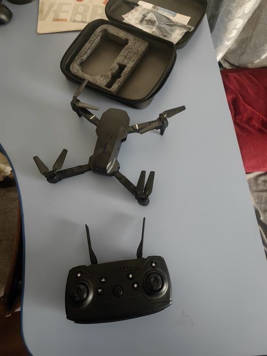 Drona Pro cu doua camere
