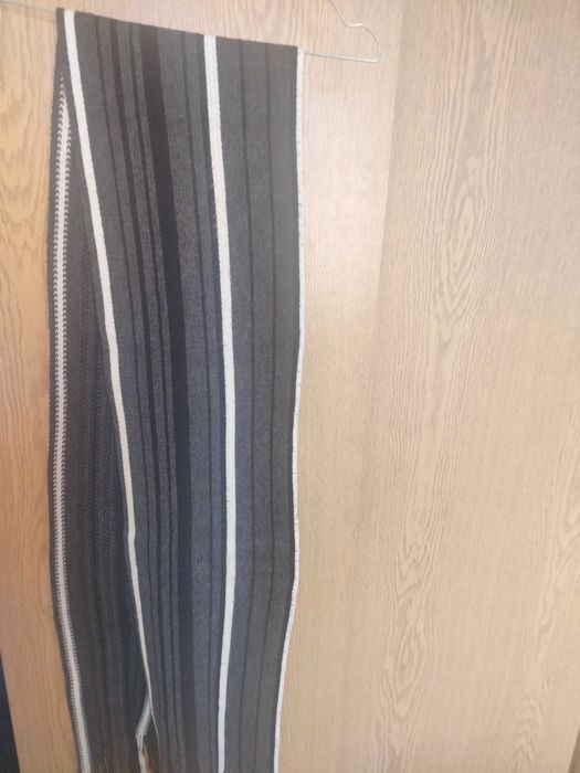 Плетени мъжки шалове