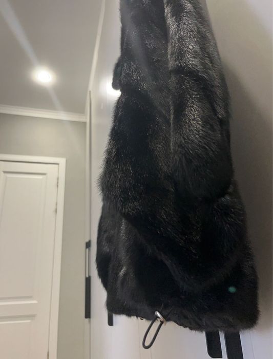 Шуба норковая б/у