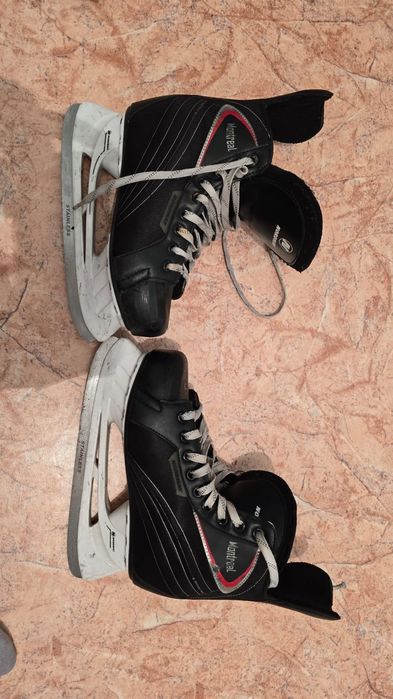 Коньки продам 10 тыс