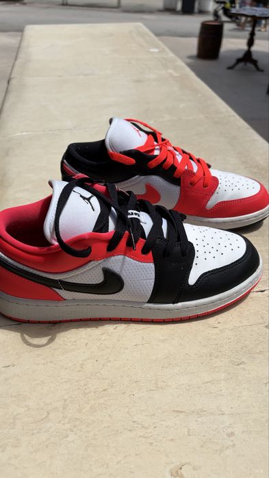 Air Jordan 1 Low GS “Mismatch Chicago”