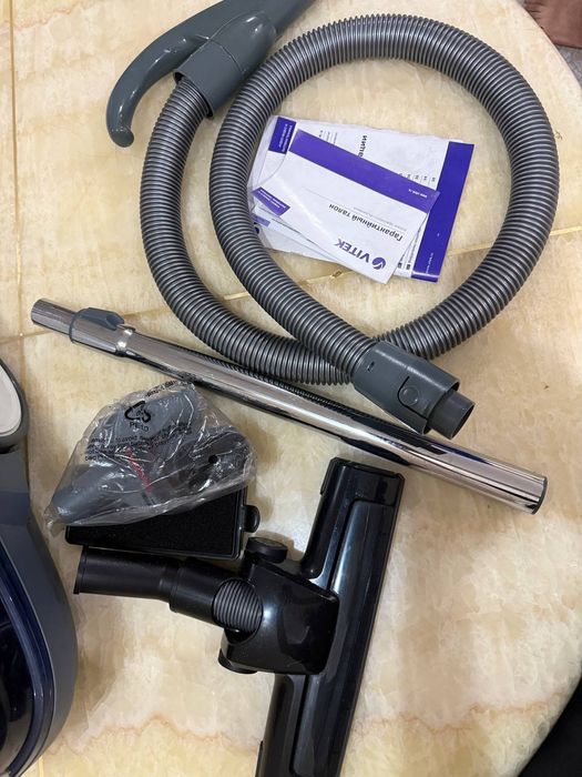 Пылесос от VITEK