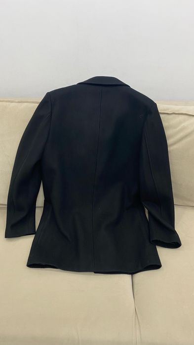 Пальто почти новая совсем!размер М