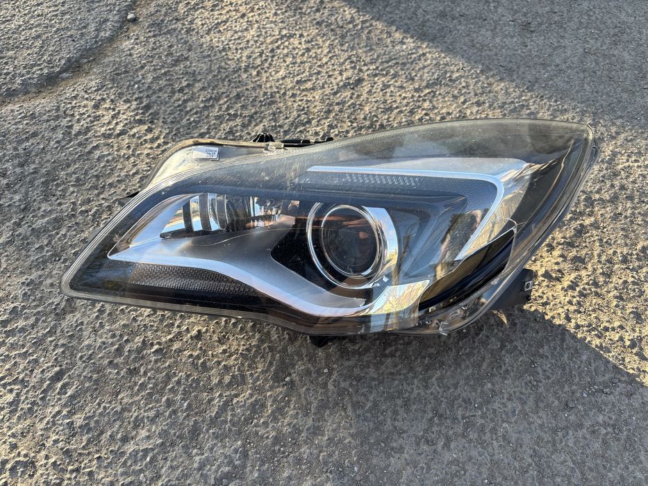 Opel insignia 2016г. фар матричен