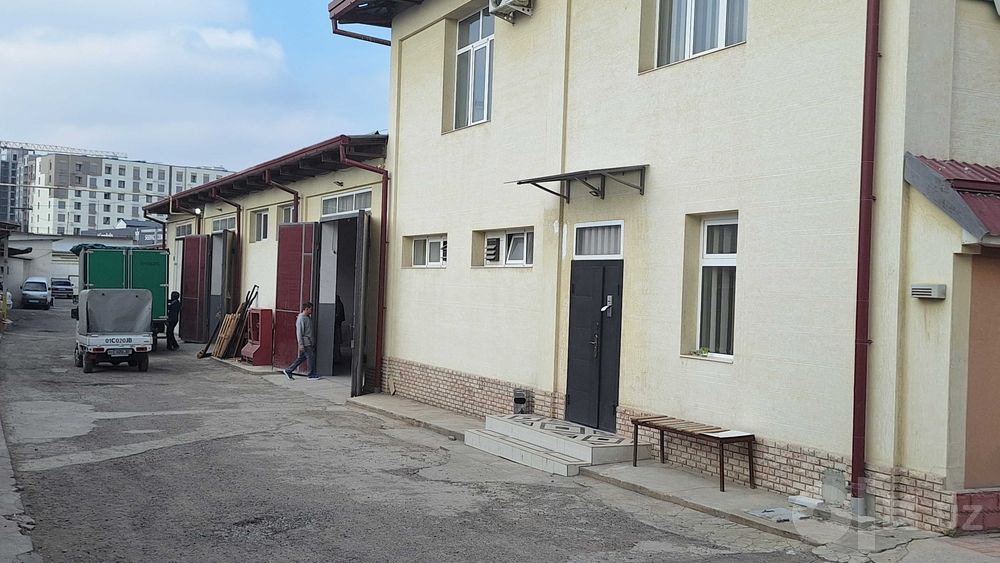 Продам под Любой вид деятельности склад.Лисунова. Мост Авиатор