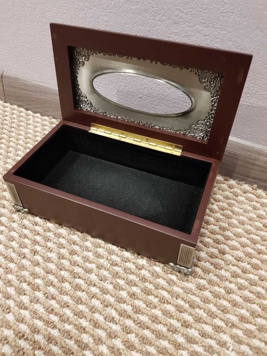 Футляр для салфеток на стол