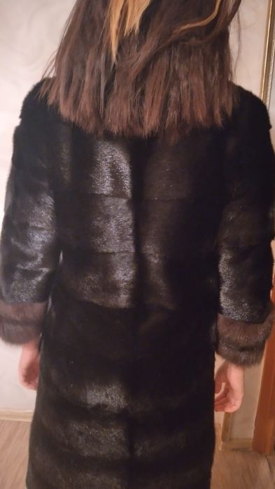 Продам шубу норковую