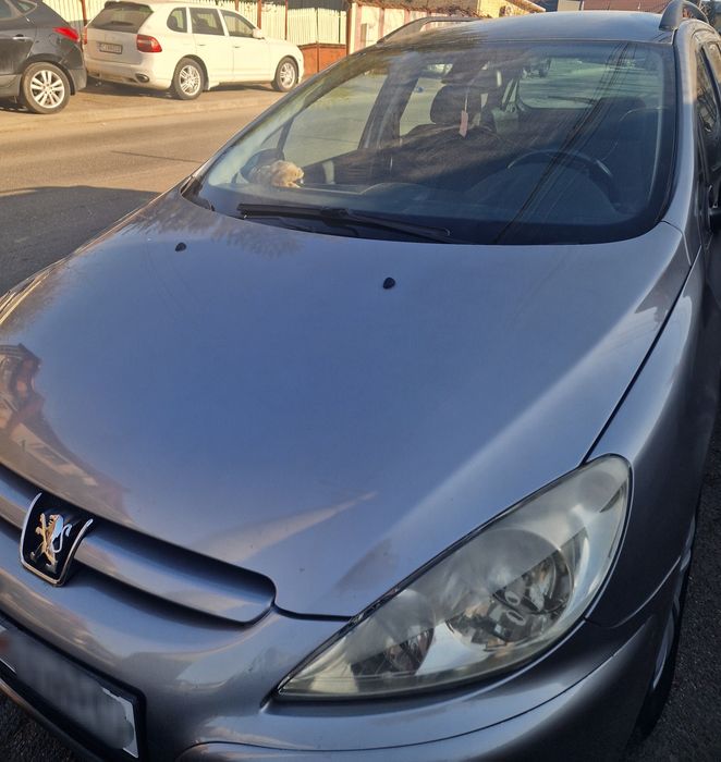 Vând mașină Peugeot 307 SW