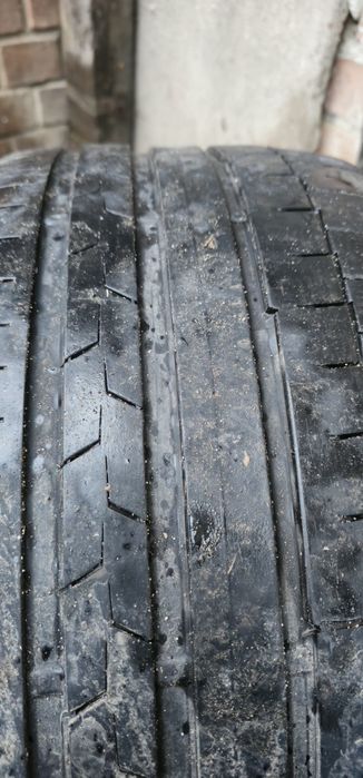 Vand  2cauciucuri pe 19,265/35/19 Continental Sport Contact 6