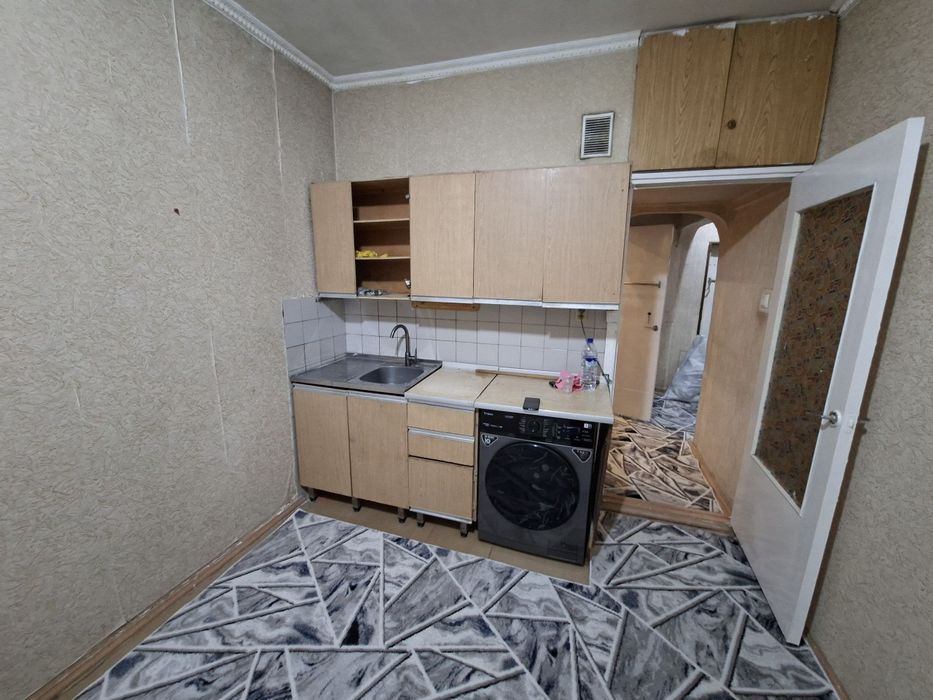 Kvartiraga qizlar kerak