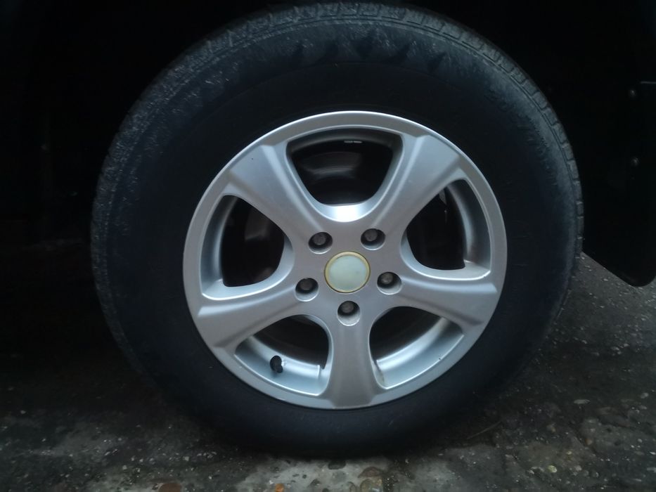 Джанти с гуми 205/70/15 5х114.3