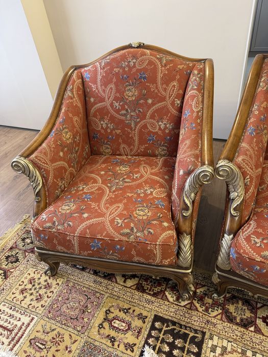 Диван с креслами