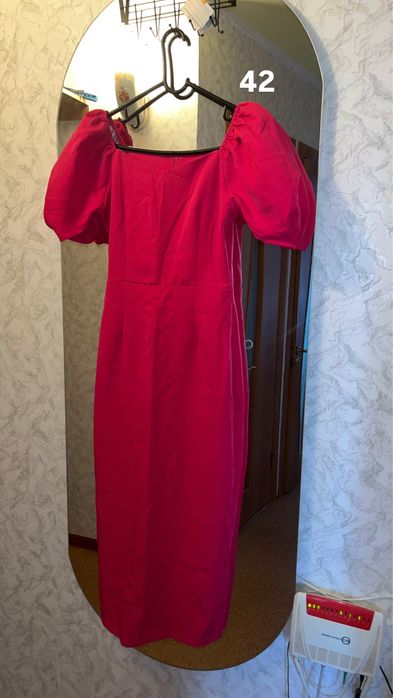 Вечерние платья.