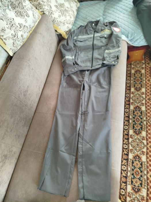 Продам рабочий костюм (спецодежду) — куртка и брюки