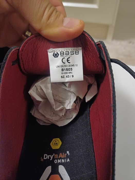 Pantofi premium protectie cu bombeu,43!
fara metal, Cosmos, S3, 43