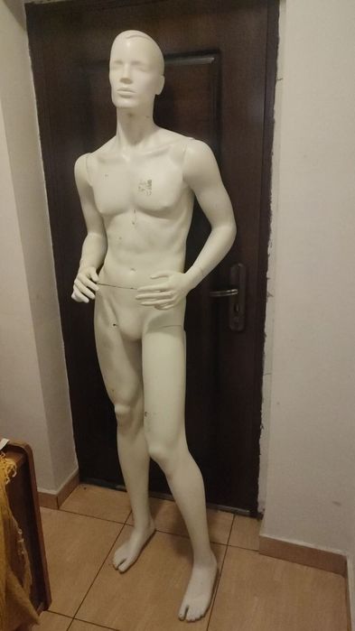 Manechin (figurina) bărbat+ umerase
