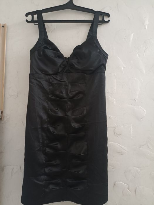 Платье от ginatricot