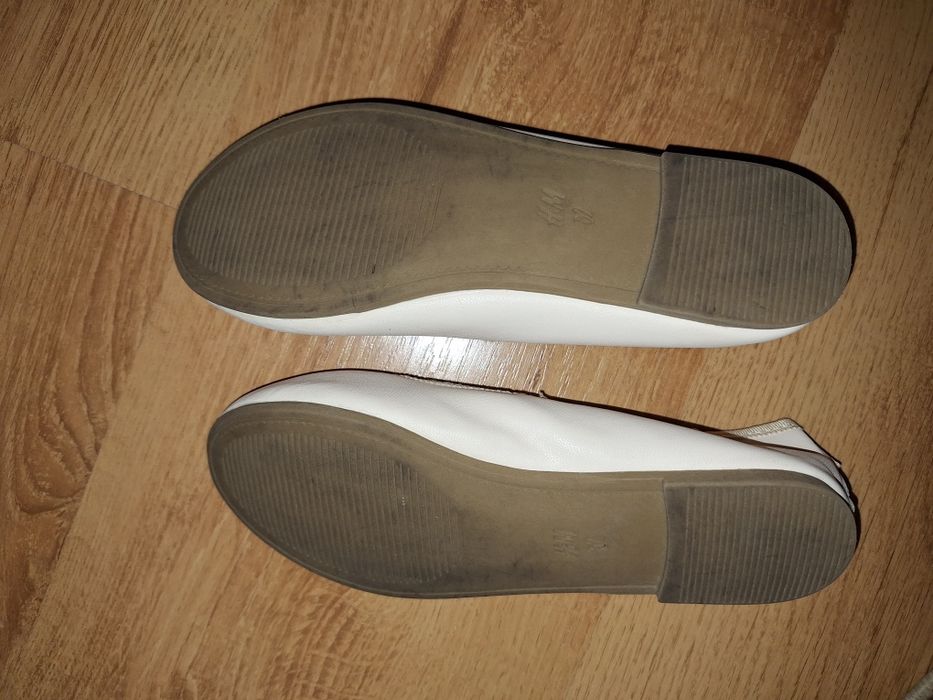 Детски обувки, цвят екрю