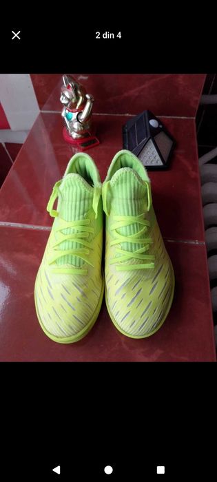 Ghete,tenesi de fotbal/ tenis,100 lei