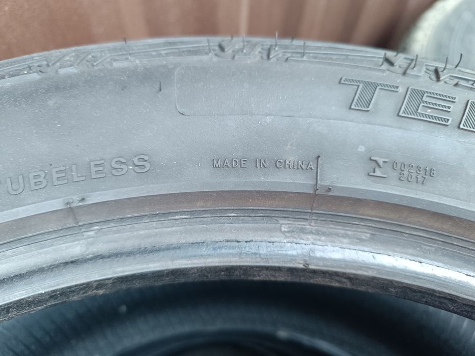 Продам  265 50 R20