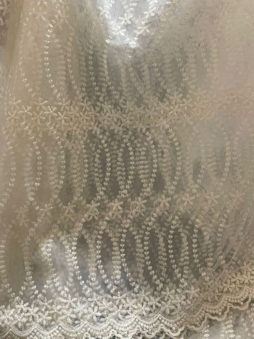 Продам красивую тюль.