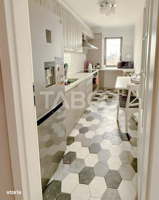 Apartament cu 2 camere la cheie de vanzare cu garaj si boxa Buna Ziua