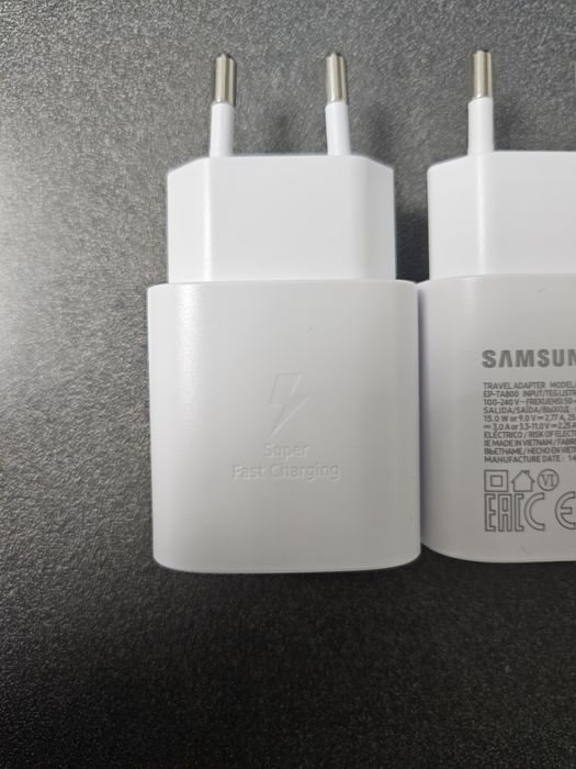 Adaptor încărcător original Samsung NOU

Pretul afișat este fix fix.