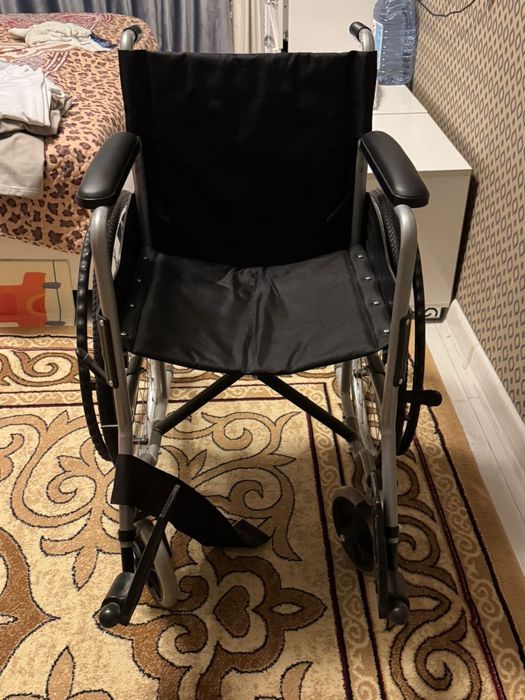 Инвалидная коляска