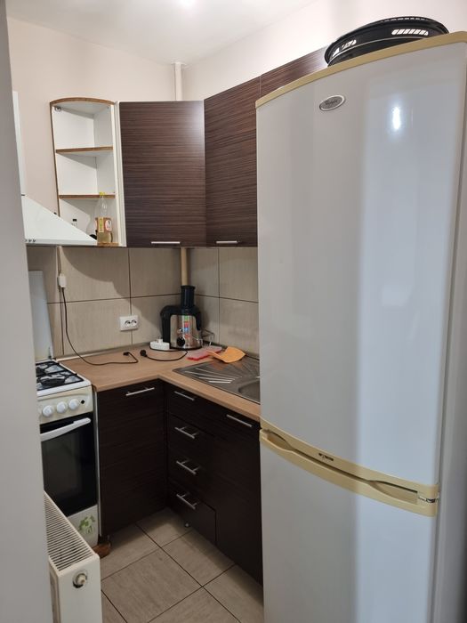 Inchiriez/ Vand, garsoniera confort 1 Craiovei.