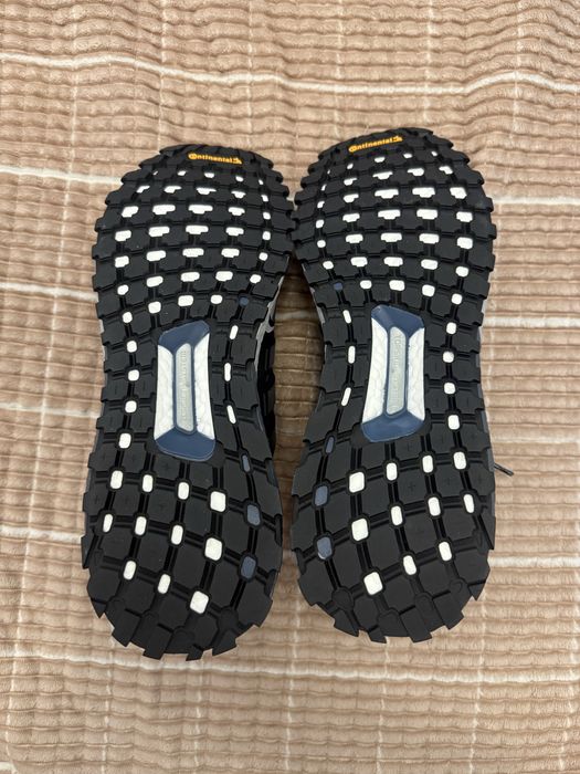 Кроссовки adidas